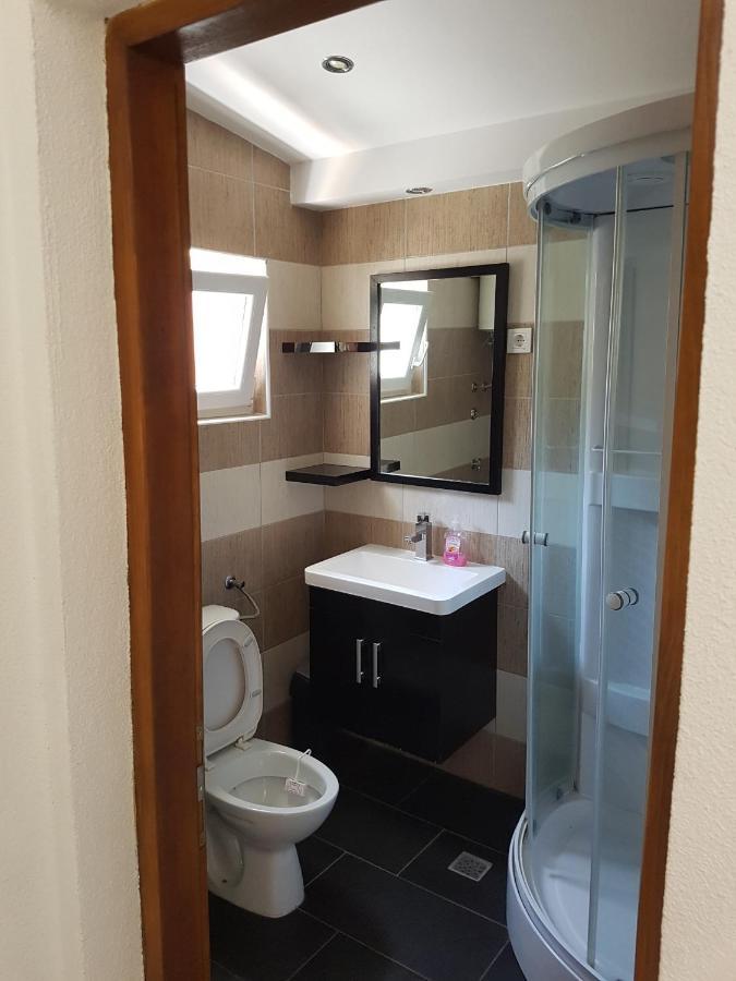 Apartmani Morovi Dvori ドラゲ エクステリア 写真